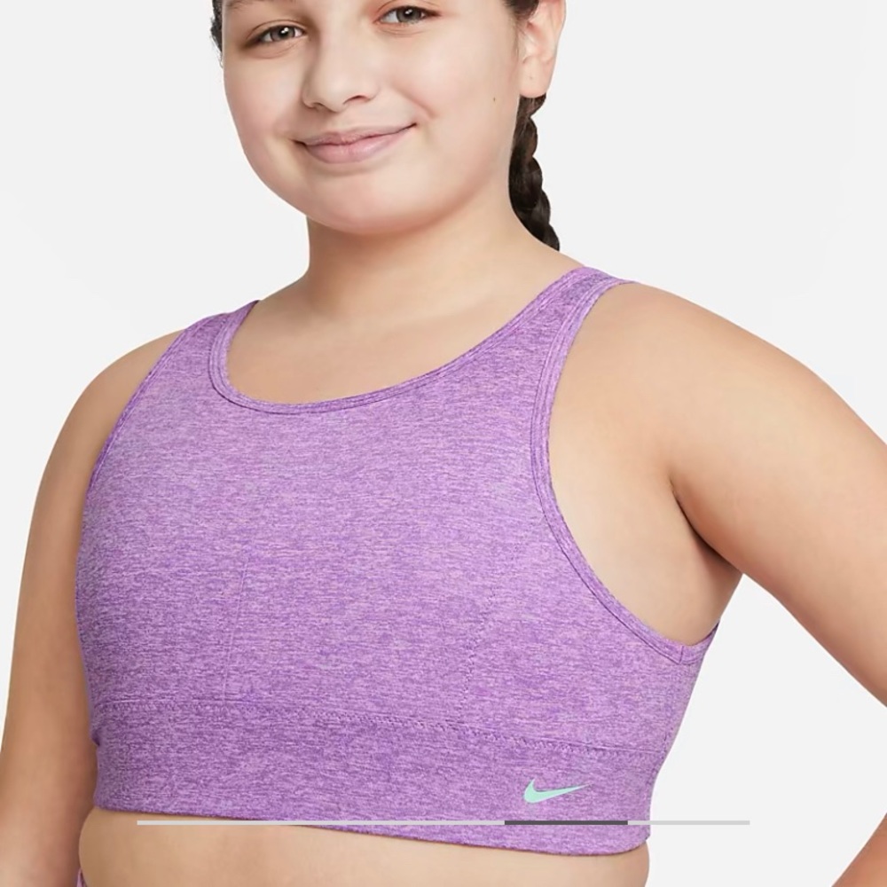 Nike big girl sports bra L+